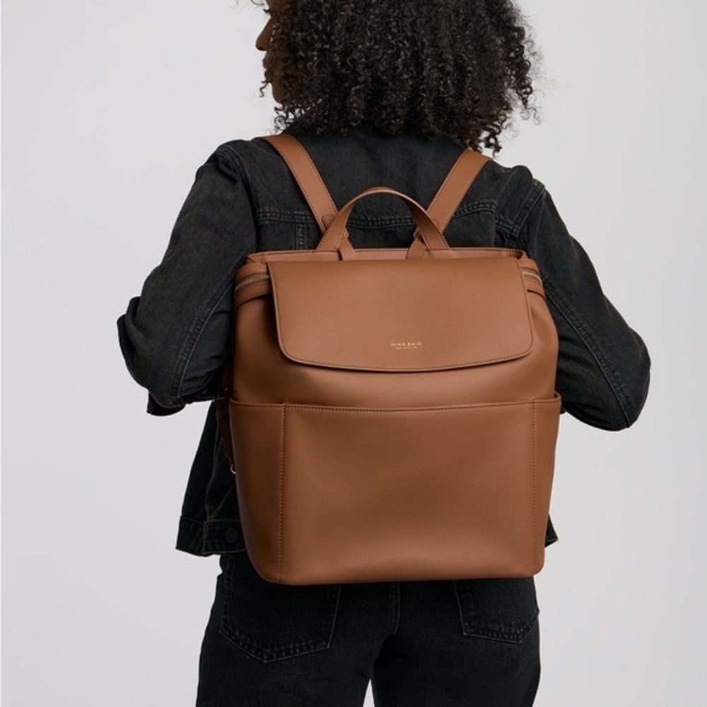 Mina Baie Kinney Backpack (Vegan) - Picture 4 of 5